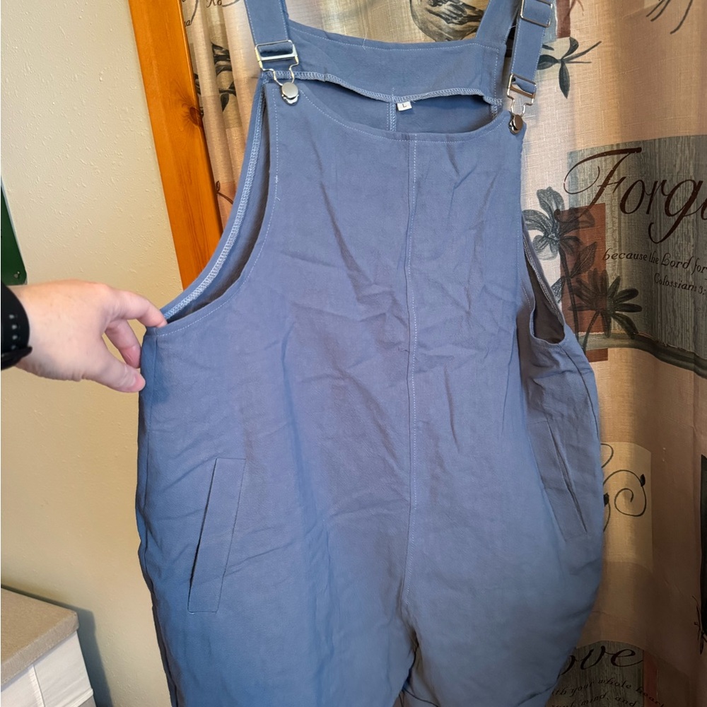 Short overalls - Picture 2 of 4